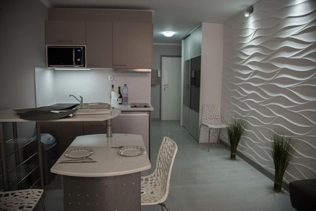Stylish Studio In Only 50 Meters From Beach ! نيس المظهر الخارجي الصورة